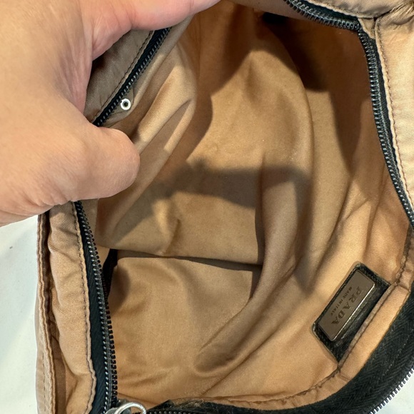 Authentic Prada crossbody bag - Picture 12 of 14